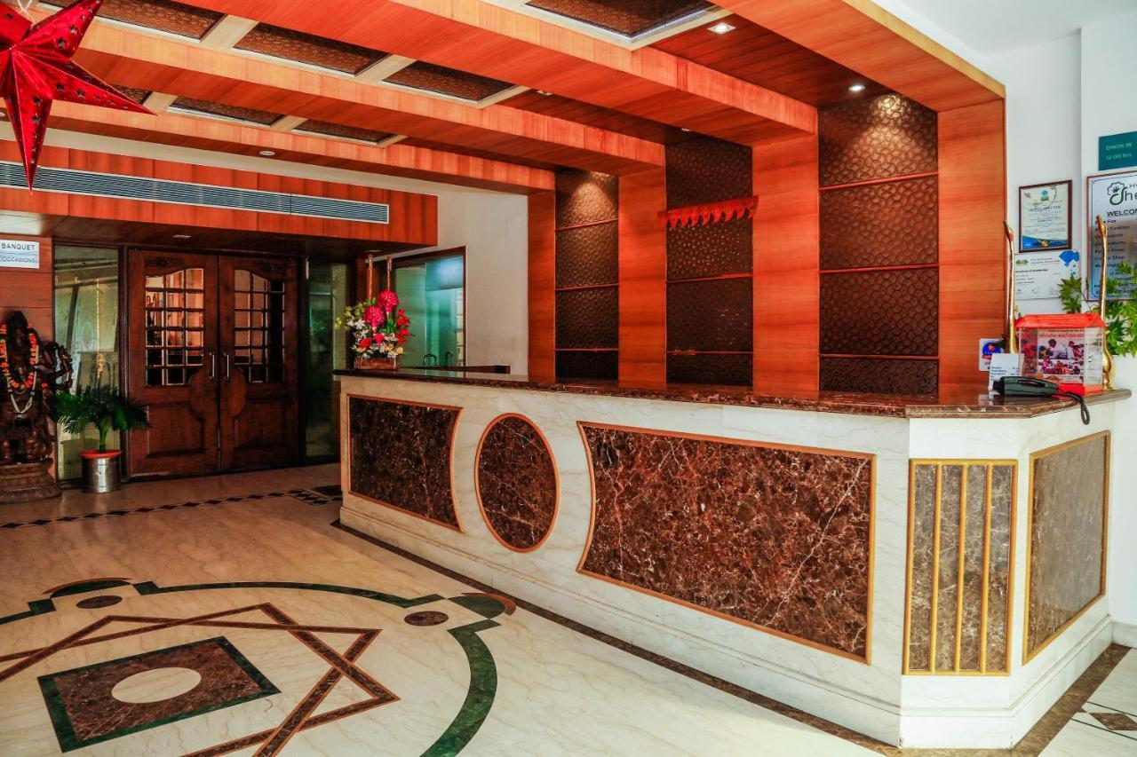 Hotel Shelter Gwalior Esterno foto